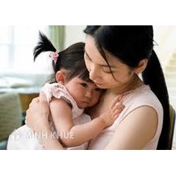 Chồng cùng em gái chồng vào nhà giật con nhỏ trên tay mẹ thì bị xử lý như thế nào ?