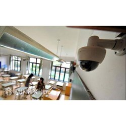 Có được lắp đặt camera trong lớp học không?