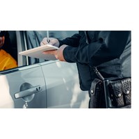 Tội chống người thi hành công vụ theo Điều 330 Bộ Luật Hình sự