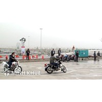 Bao nhiêu tuổi được thi bằng lái xe máy, mô tô (A1, A2)?