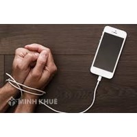 Người bị giam có thể sử dụng điện thoại không? Nếu đuợc thì sử dụng khi nào?