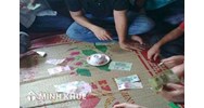 Đánh bạc bao nhiêu tiền trở lên sẽ bị phạt tù? Quy định về đổi tiền lẻ và quà biếu dịp tết?