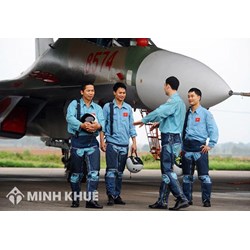 Là con một, Bố là thương binh thì có  được tạm hoãn nghĩa vụ quân sự không ?