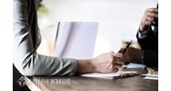 Xử lý tính huống đấu thầu cung cấp hàng hóa theo hình thức 1 giai đoạn hai túi hồ sơ ?