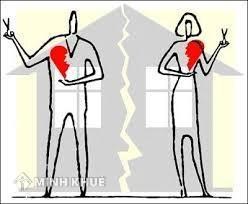 Chi phí khi ly hôn mất bao nhiêu tiền? Chia tài sản chung tính án phí như thế nào?