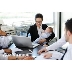 Đi làm trước khi hết thời hạn nghỉ thai sản thì có phải đóng BHXH không?