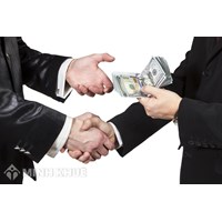 Ảnh hưởng tiêu cực của giao dịch tư lợi?