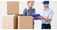 Cho tôi hỏi khi nhận bưu kiện từ nước ngoài về việt nam, có phải đóng thêm lệ phí gì không? 