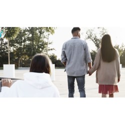 Chồng ngoại tình​, ly hôn chia tài sản như thế nào?