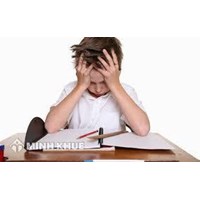 Không có hộ khẩu thường trú có nhập học cho con được không?