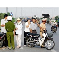 Công an được giữ phương tiện gây tai nạn giao thông trong bao lâu?