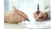 Vay tiền có giấy viết tay, tin nhắn nợ tiền thì có khởi kiện đòi nợ được không?
