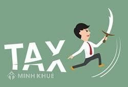 Công ty có phải làm thủ tục hoàn thuế thu nhập cá nhân cho nhân viên đã ủy quyền quyết toán thuế và đã nghỉ việc không?