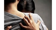 Dụ bạn gái mới quen uống rượu rồi quan hệ tình dục thì bị xử lý như thế nào?