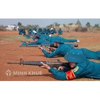 Có bắt buộc phải tham gia Dân quân tự vệ hay không ?
