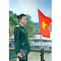 Sỹ quan quân đội có được phép ra nước ngoài thăm con du học không?