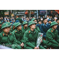 Em rất gầy chỉ cao 1m72 và cân nặng 47 kg thì có được trúng tuyển nghĩa vụ quân sự không ?