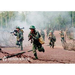 Bị cận có phải đi nghĩa vụ quân sự không? Cận bao nhiêu độ thì được miễn hoặc tạm hoãn?