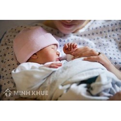 Lao động nữ nghỉ việc trước khi sinh con hưởng chế độ thai sản như thế nào?
