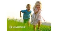 Vợ chồng có thể ủy quyền cho ông bà nuôi cháu khi đi làm xa không?