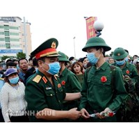 Điều kiện được thăng quân hàm trong quân đội như thế nào?
