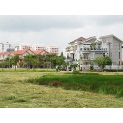 Mức phí làm hợp đồng tặng cho quyền sử dụng đất tại phòng công chứng?