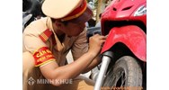 Tư vấn sang tên đổi chủ khi mua xe máy cũ ?