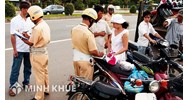 Không có bằng lái xe, không mang giấy phép lái xe bị phạt thế nào?