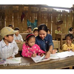 Giáo viên cấp hai khi nghỉ hè có được nhận nguyên lương (Phụ cấp) không ? 