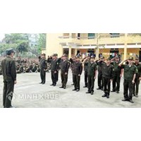 Trưởng công an xã có thể lập văn bản giao quyền cho Phó công an xã không?