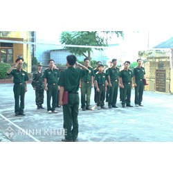 Quân nhân có được hưởng chế độ thai sản khi vợ sinh con?