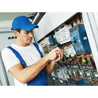 Mở cửa hàng sửa đồ điện có phải nộp thuế môn bài không?
