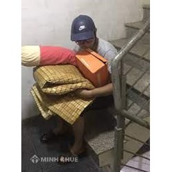 Vợ đuổi chồng ra khỏi nhà vì không chu cấp tiền có đúng luật không?