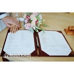 Vợ chồng được cấp bao nhiêu bản giấy chứng nhận đăng ký kết hôn khi đăng ký ? Làm mất giấy kết hôn có được cấp lại ?
