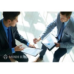 Giám đốc một công ty có được thành lập hộ kinh doanh?