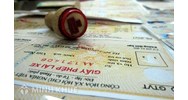 Thuê người khác làm giấy tờ giả thì phạm tội gì ? Khung hình phạt như thế nào ?
