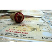 Thuê người khác làm giấy tờ giả thì phạm tội gì ? Khung hình phạt như thế nào ?