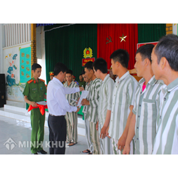 Điều kiện được tha tù trước thời hạn là gì?