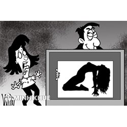 Chụp ảnh khoả thân có bị truy cứu trách nhiệm hình sự hay không ?