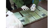 Vận chuyển tiền trái phép phạt bao nhiêu năm tù? Xử lý khi chuyển tiền mà không nhận được hàng ?