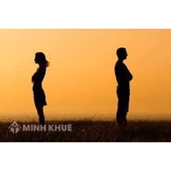 Kết hôn, ly hôn giả tạo có vi phạm nguyên tắc hôn nhân tự nguyện, tiến bộ không ?