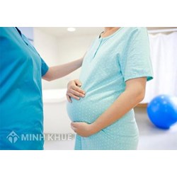 Đang mang thai được 04 tháng thì hết hạn hợp đồng lao động thì có được hưởng chế độ thai sản không?