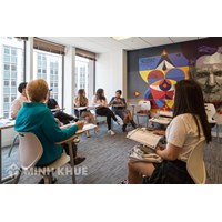 Counseling on conditions to establish a Foreign Language Center in Vietnam