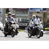 Đi xe máy không có giấy phép lái xe bị xử phạt bao nhiêu tiền ?