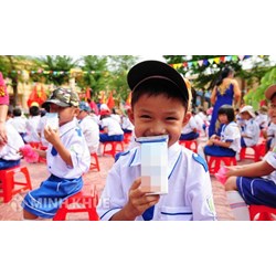 Ý kiến của Luật sư Lê Minh Trường về đề án chương trình sữa học đường?