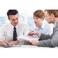 Lawyer counseling and resolving internal disputes of enterprises