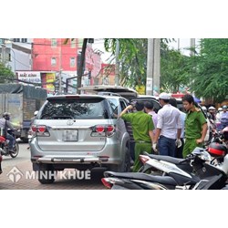 Cho thuê xe tự lái bị khách hàng đem xe đi cầm cố ở tiệm cầm đồ phải làm thế nào?