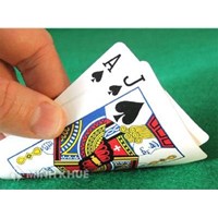 Tập trung đánh bạc dưới 3 triệu có bị phạt không ? Tội đánh bạc bị phạt tù bao nhiêu năm ?