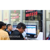Thủ tục sang tên xe máy cũ khác tỉnh ai là người rút hồ sơ?