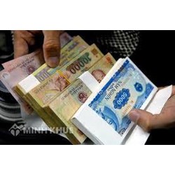 Thu phí đổi tiền trong dịp Tết Nguyên Đán có vi phạm pháp luật không ? 
